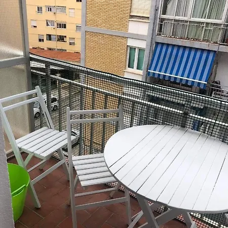 Sun & Sea 3 Bedroom De Grau Apartment *